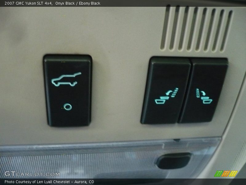 Onyx Black / Ebony Black 2007 GMC Yukon SLT 4x4