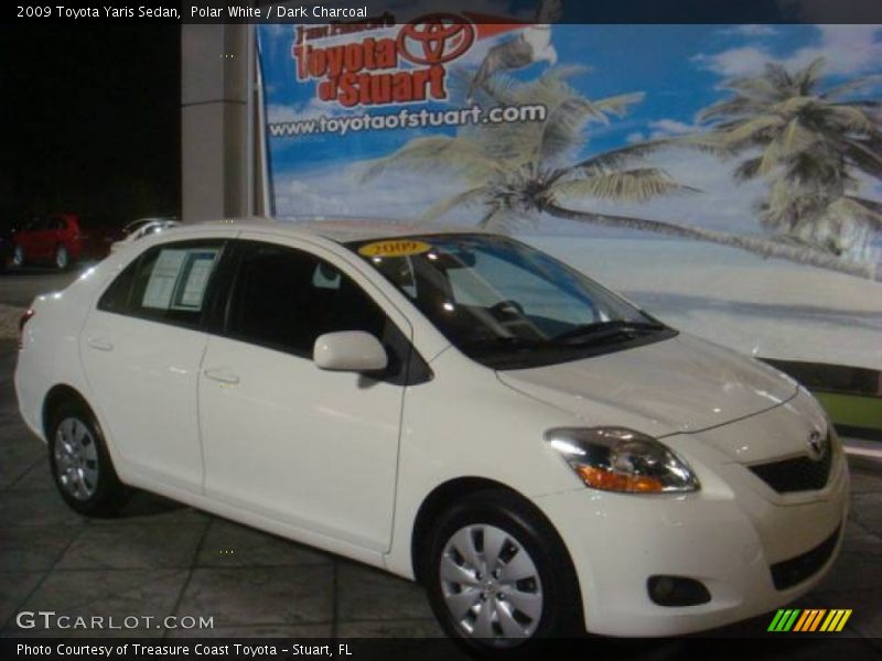 Polar White / Dark Charcoal 2009 Toyota Yaris Sedan