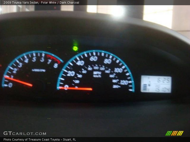 Polar White / Dark Charcoal 2009 Toyota Yaris Sedan