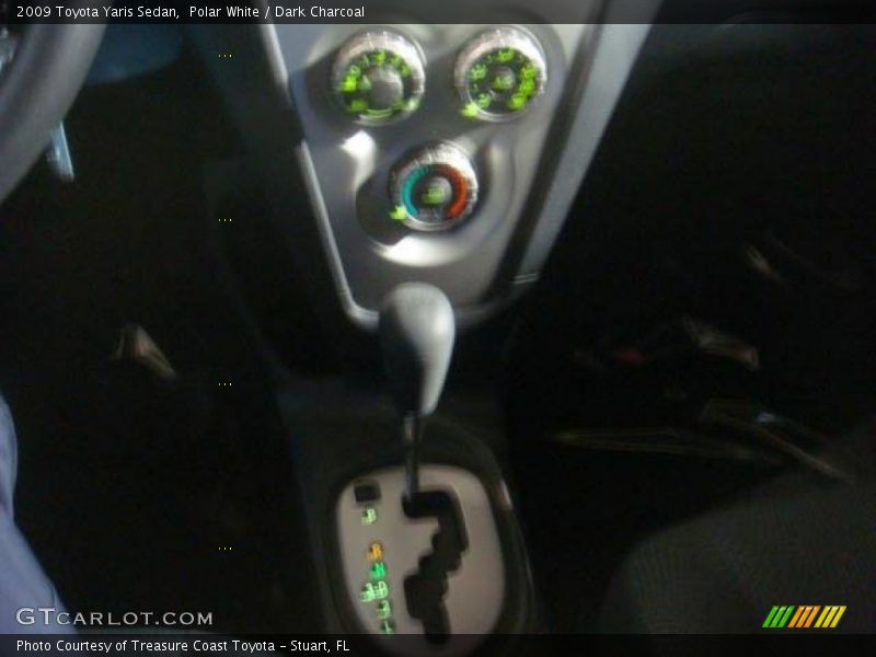 Polar White / Dark Charcoal 2009 Toyota Yaris Sedan