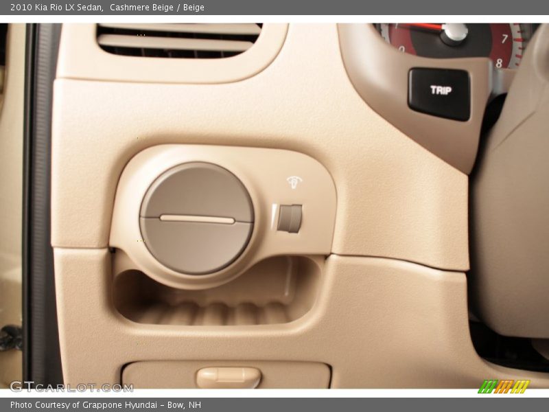 Cashmere Beige / Beige 2010 Kia Rio LX Sedan