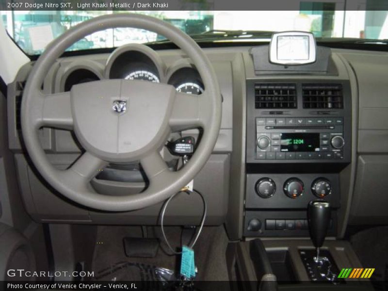 Light Khaki Metallic / Dark Khaki 2007 Dodge Nitro SXT