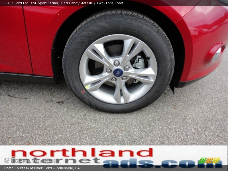 Red Candy Metallic / Two-Tone Sport 2012 Ford Focus SE Sport Sedan