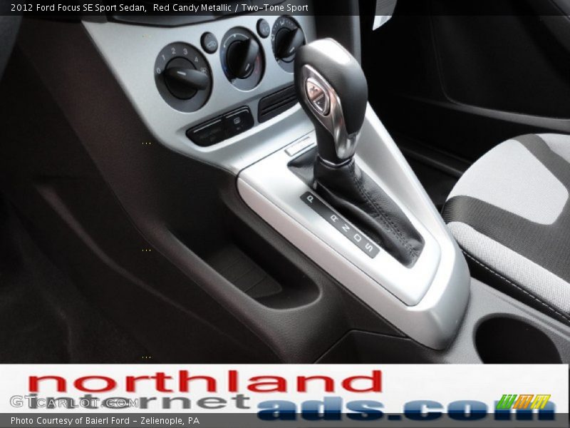 Red Candy Metallic / Two-Tone Sport 2012 Ford Focus SE Sport Sedan