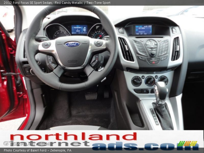Red Candy Metallic / Two-Tone Sport 2012 Ford Focus SE Sport Sedan