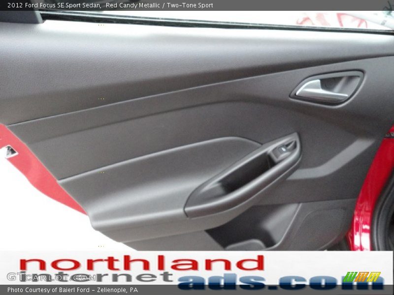 Red Candy Metallic / Two-Tone Sport 2012 Ford Focus SE Sport Sedan