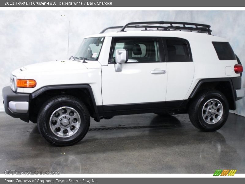 Iceberg White / Dark Charcoal 2011 Toyota FJ Cruiser 4WD