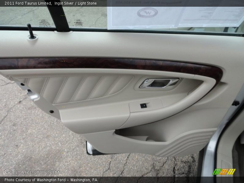 Ingot Silver / Light Stone 2011 Ford Taurus Limited