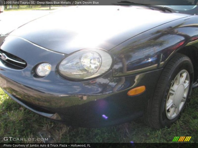 Deep Navy Blue Metallic / Dark Denim Blue 1998 Ford Taurus SE
