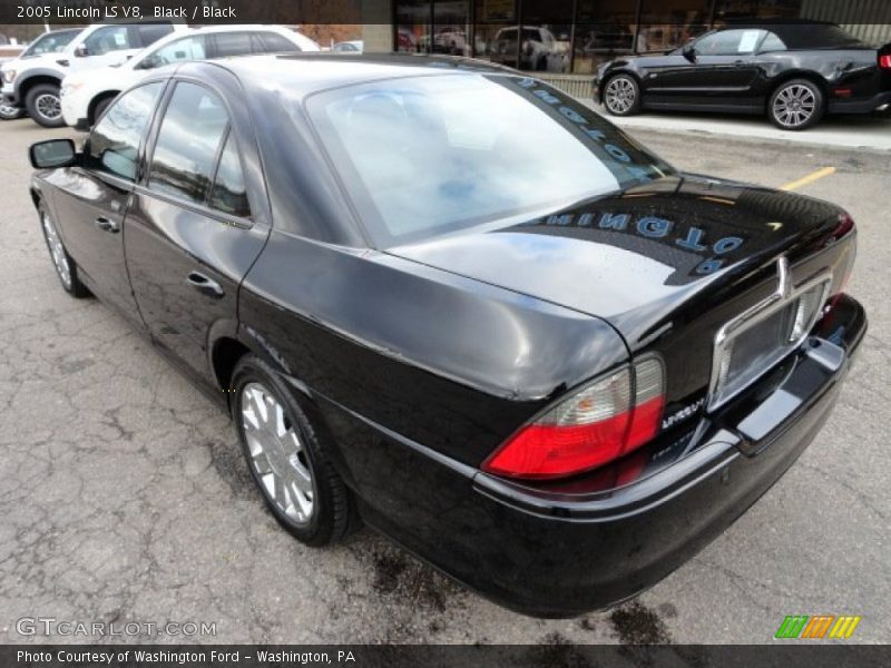 Black / Black 2005 Lincoln LS V8