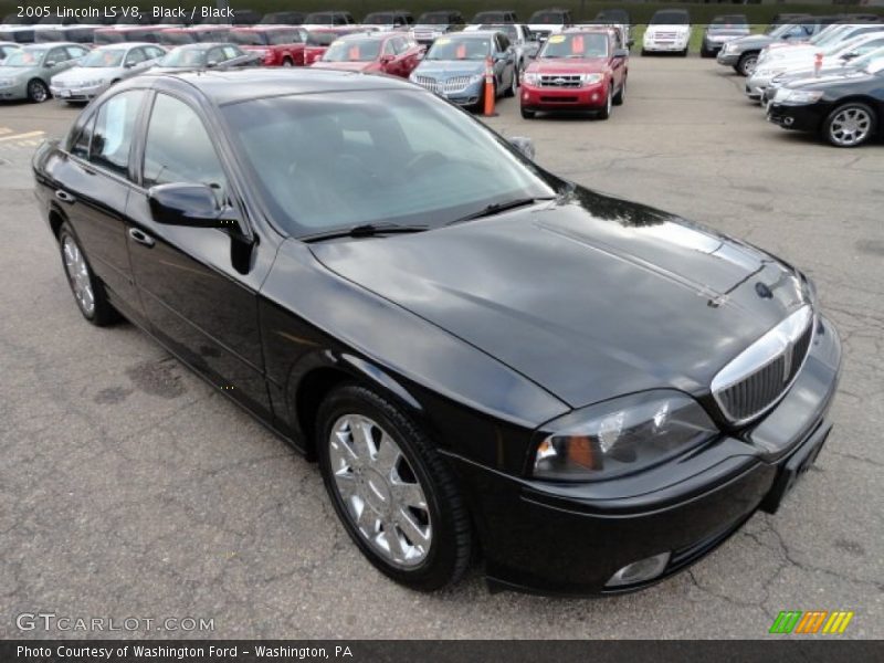 Black / Black 2005 Lincoln LS V8