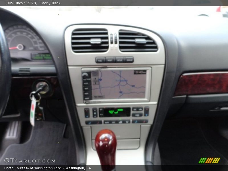 Black / Black 2005 Lincoln LS V8
