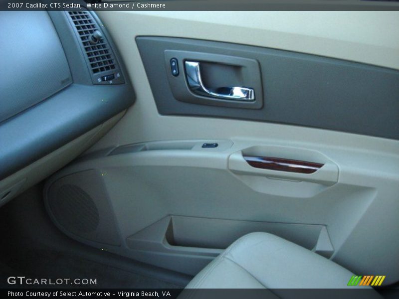 White Diamond / Cashmere 2007 Cadillac CTS Sedan