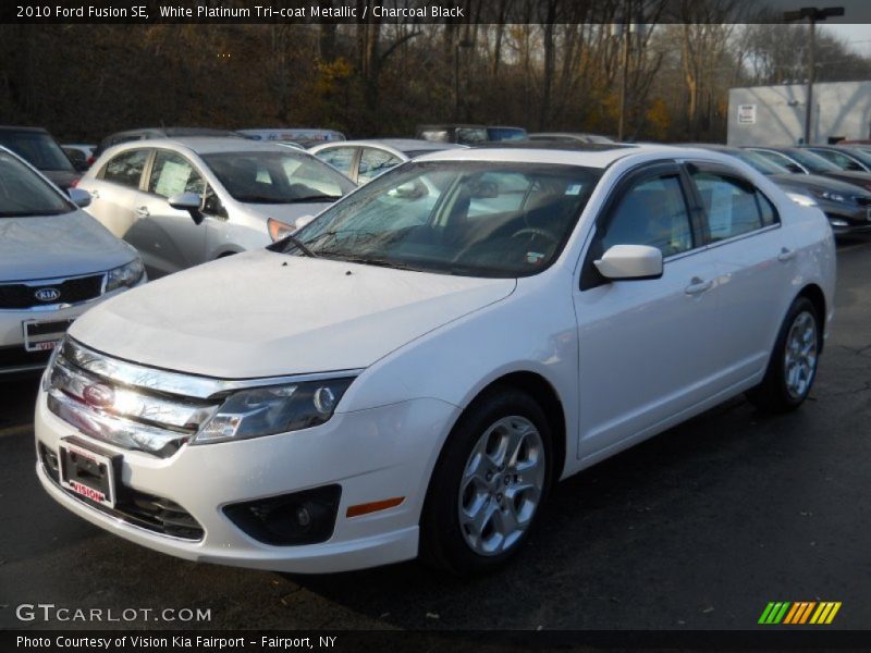 White Platinum Tri-coat Metallic / Charcoal Black 2010 Ford Fusion SE