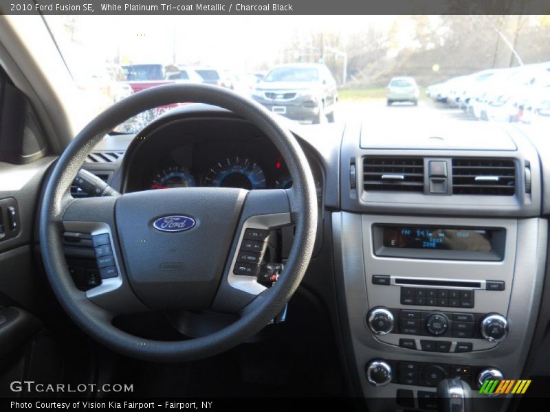 White Platinum Tri-coat Metallic / Charcoal Black 2010 Ford Fusion SE