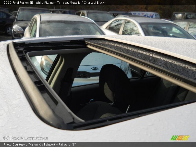 Sunroof of 2010 Fusion SE