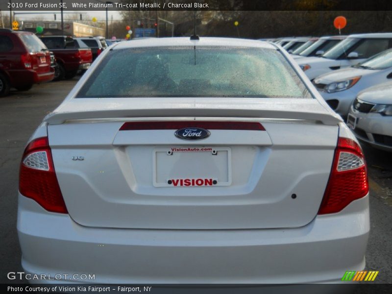 White Platinum Tri-coat Metallic / Charcoal Black 2010 Ford Fusion SE