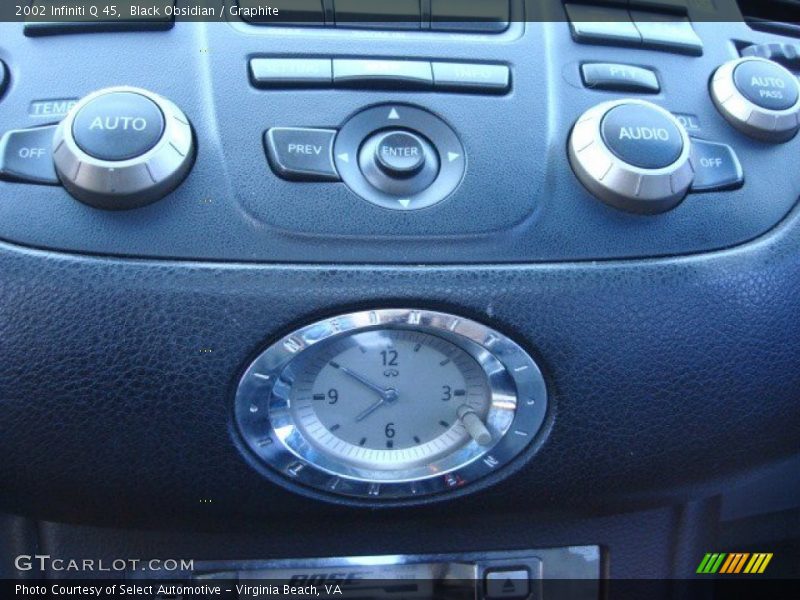 Black Obsidian / Graphite 2002 Infiniti Q 45