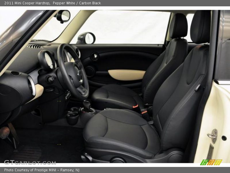 Pepper White / Carbon Black 2011 Mini Cooper Hardtop