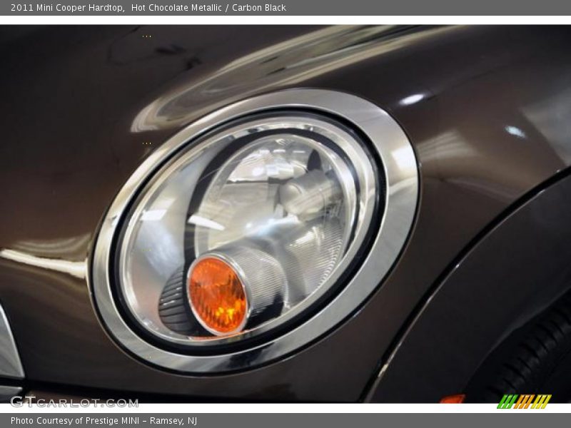 Hot Chocolate Metallic / Carbon Black 2011 Mini Cooper Hardtop