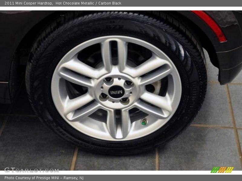 Hot Chocolate Metallic / Carbon Black 2011 Mini Cooper Hardtop