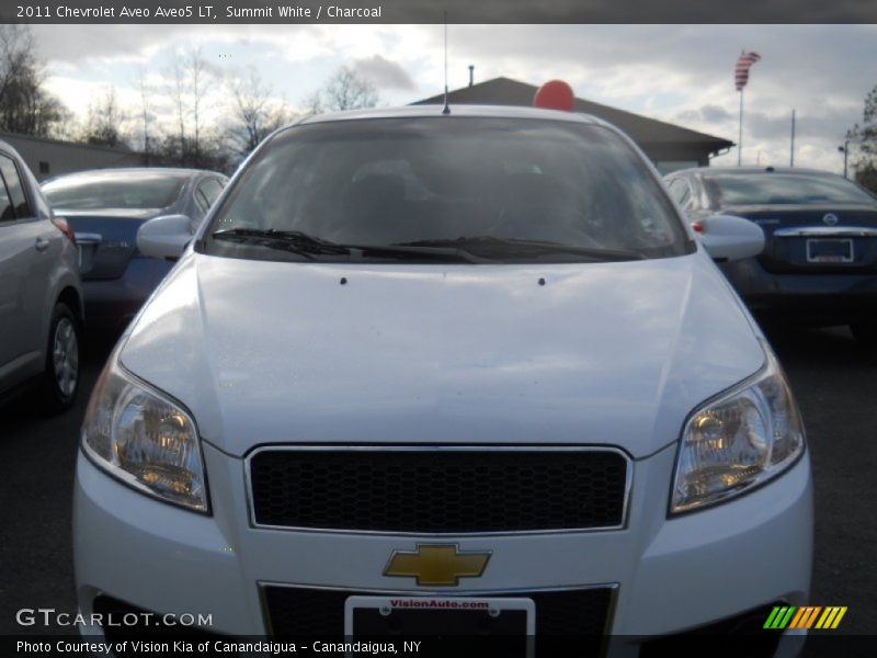 Summit White / Charcoal 2011 Chevrolet Aveo Aveo5 LT