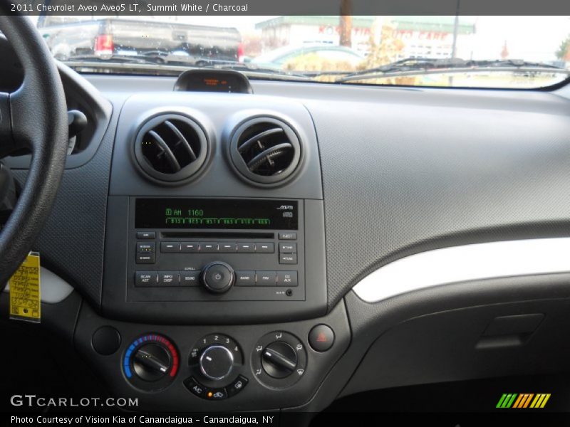 Summit White / Charcoal 2011 Chevrolet Aveo Aveo5 LT