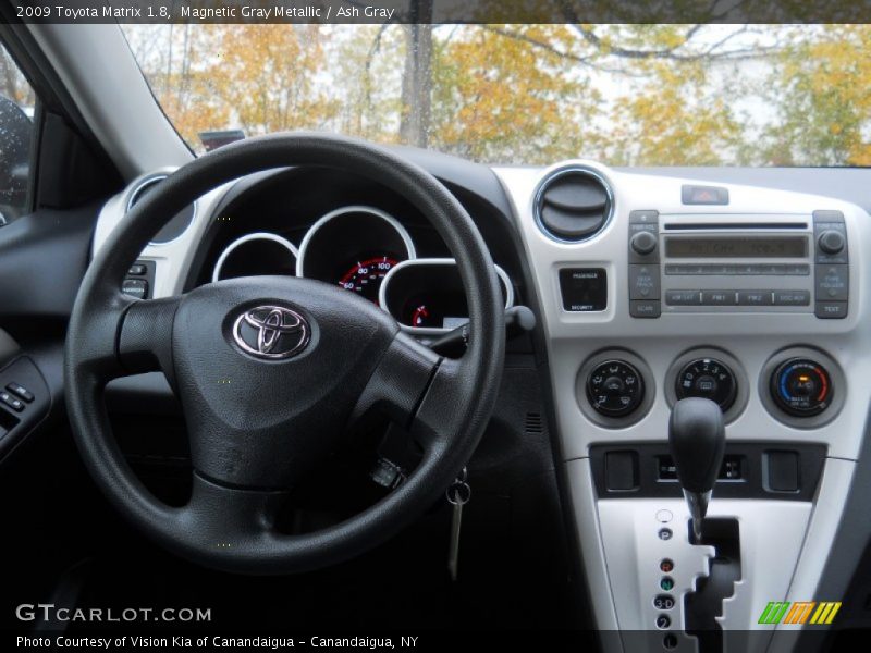 Magnetic Gray Metallic / Ash Gray 2009 Toyota Matrix 1.8