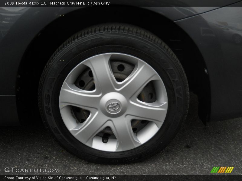 Magnetic Gray Metallic / Ash Gray 2009 Toyota Matrix 1.8