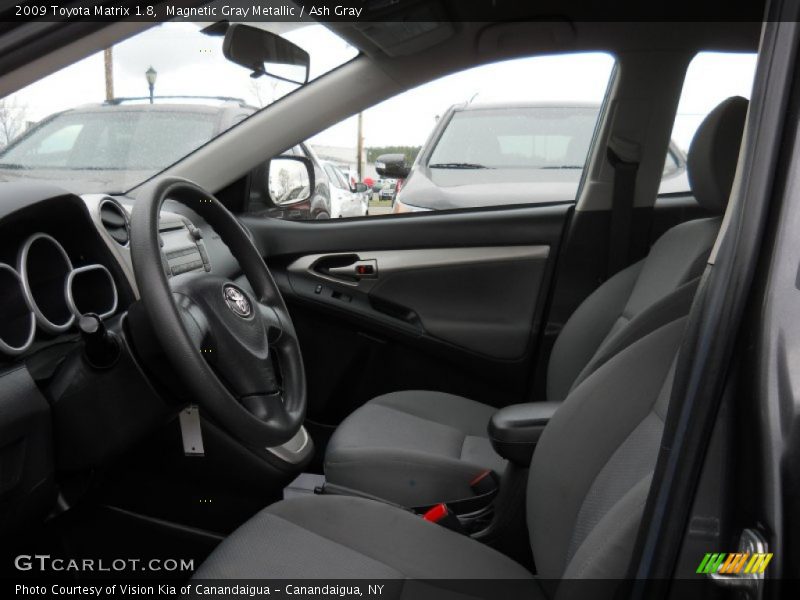 Magnetic Gray Metallic / Ash Gray 2009 Toyota Matrix 1.8