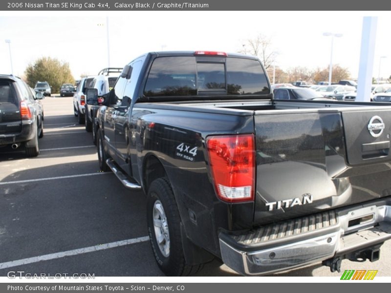 Galaxy Black / Graphite/Titanium 2006 Nissan Titan SE King Cab 4x4