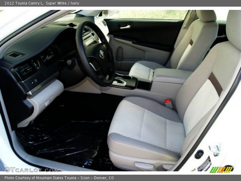 Super White / Ivory 2012 Toyota Camry L
