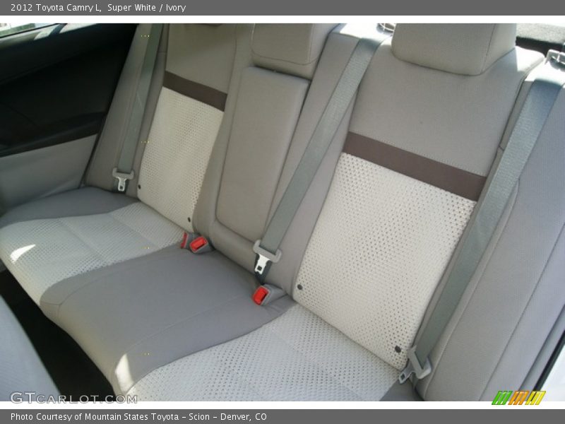Super White / Ivory 2012 Toyota Camry L