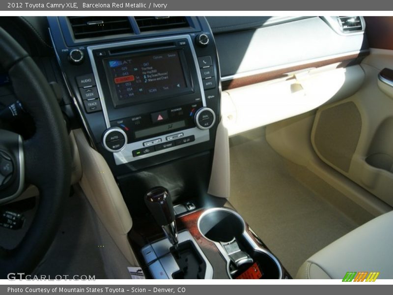 Barcelona Red Metallic / Ivory 2012 Toyota Camry XLE
