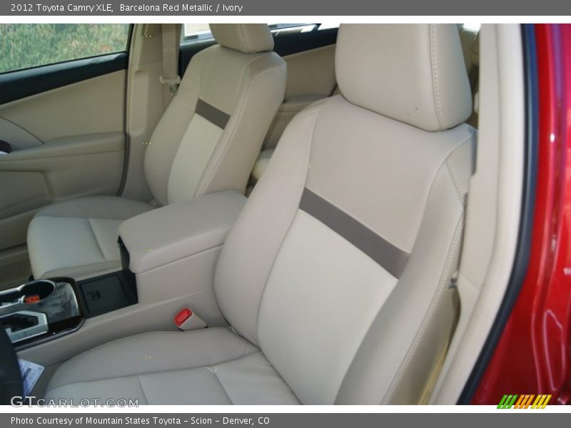 Barcelona Red Metallic / Ivory 2012 Toyota Camry XLE