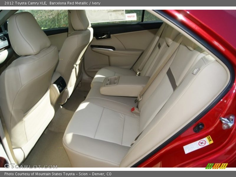 Barcelona Red Metallic / Ivory 2012 Toyota Camry XLE