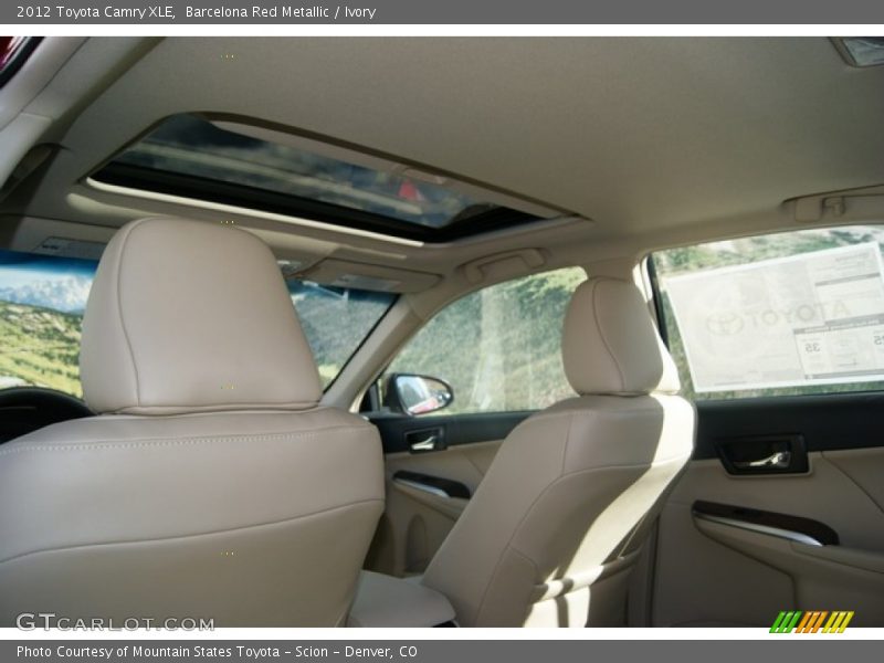 Barcelona Red Metallic / Ivory 2012 Toyota Camry XLE