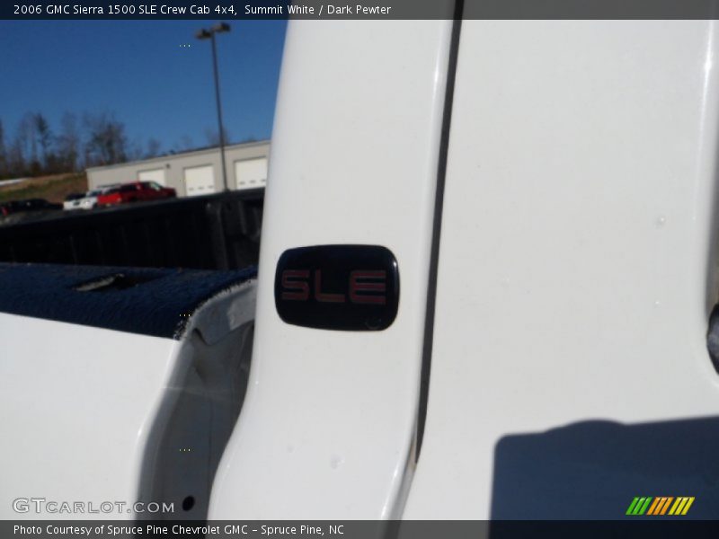 Summit White / Dark Pewter 2006 GMC Sierra 1500 SLE Crew Cab 4x4