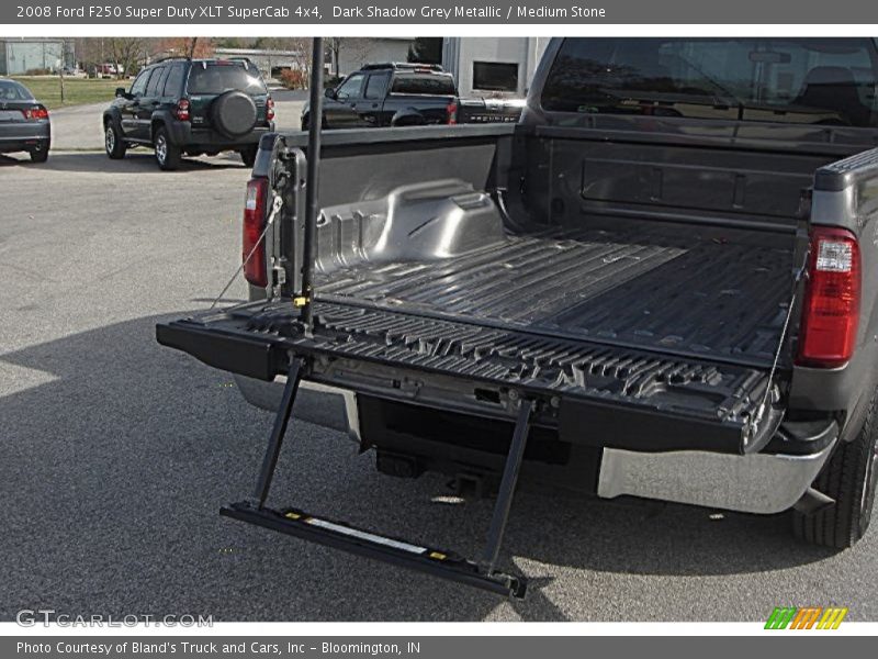 Dark Shadow Grey Metallic / Medium Stone 2008 Ford F250 Super Duty XLT SuperCab 4x4