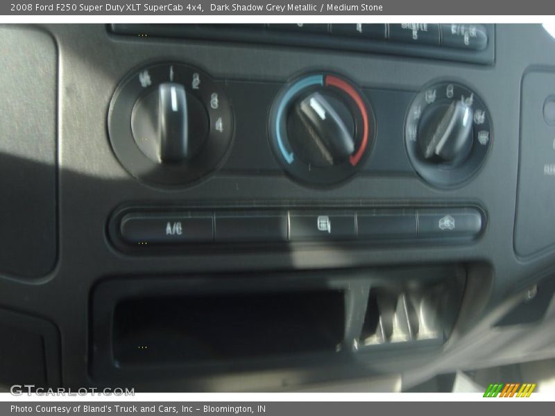 Dark Shadow Grey Metallic / Medium Stone 2008 Ford F250 Super Duty XLT SuperCab 4x4
