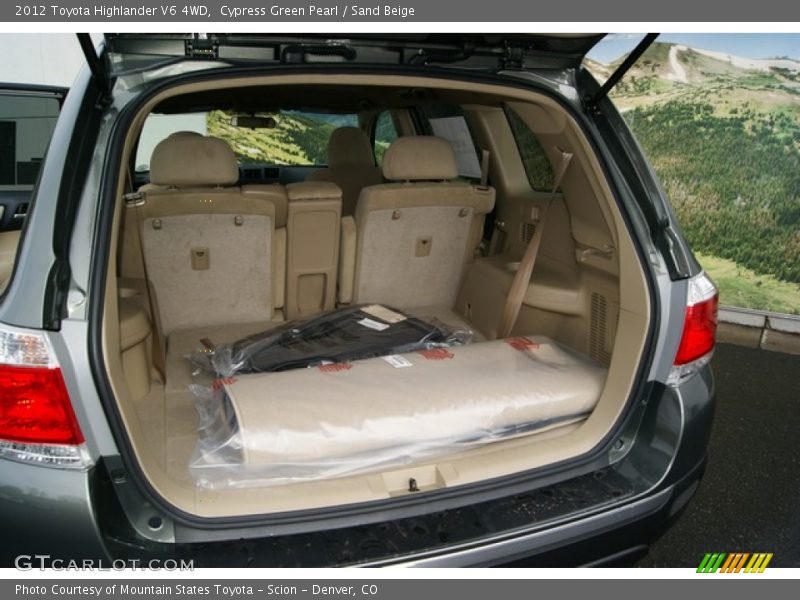 Cypress Green Pearl / Sand Beige 2012 Toyota Highlander V6 4WD