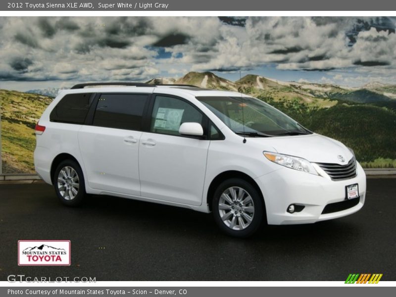 Super White / Light Gray 2012 Toyota Sienna XLE AWD