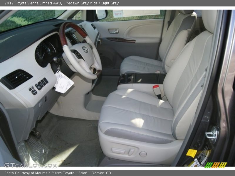 Limited drivers seat in light gray leather - 2012 Toyota Sienna Limited AWD