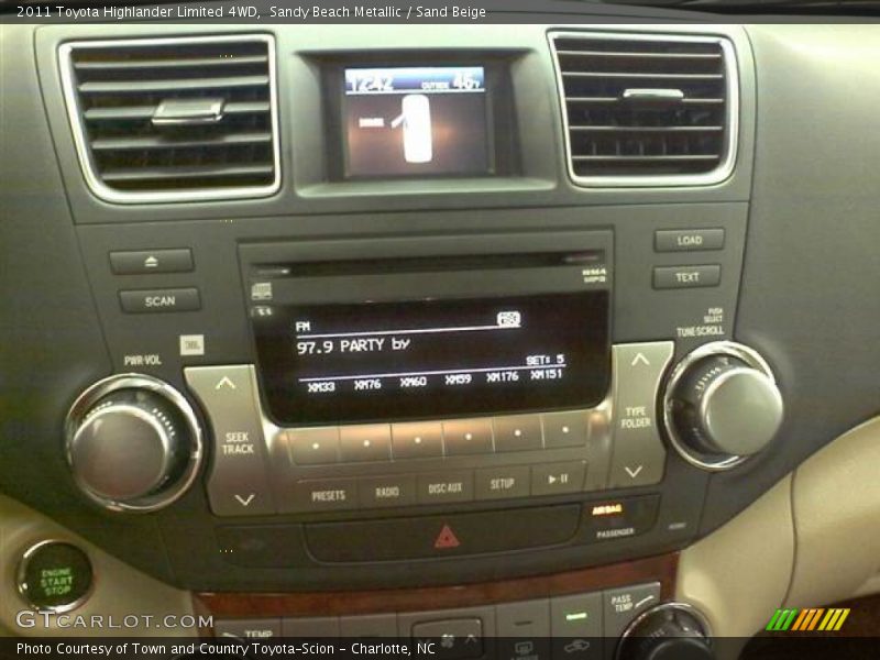 Sandy Beach Metallic / Sand Beige 2011 Toyota Highlander Limited 4WD