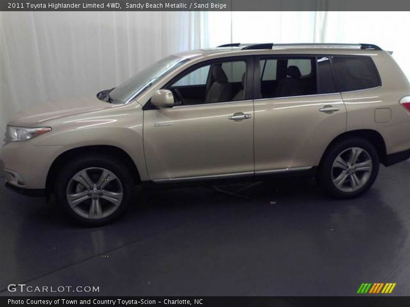 Sandy Beach Metallic / Sand Beige 2011 Toyota Highlander Limited 4WD