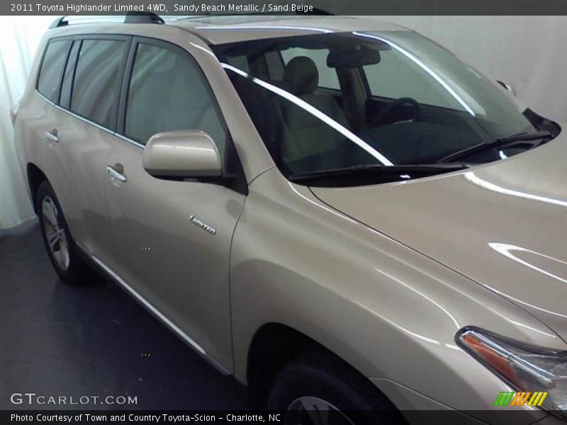 Sandy Beach Metallic / Sand Beige 2011 Toyota Highlander Limited 4WD
