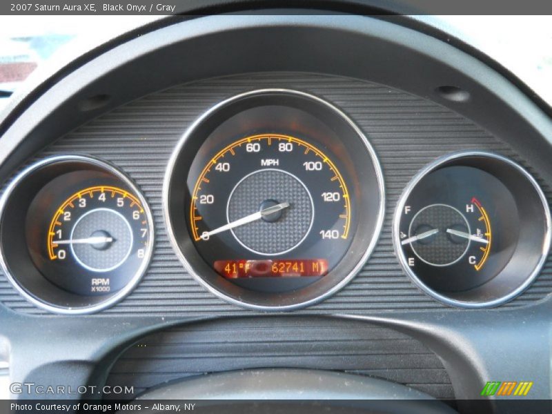 Black Onyx / Gray 2007 Saturn Aura XE