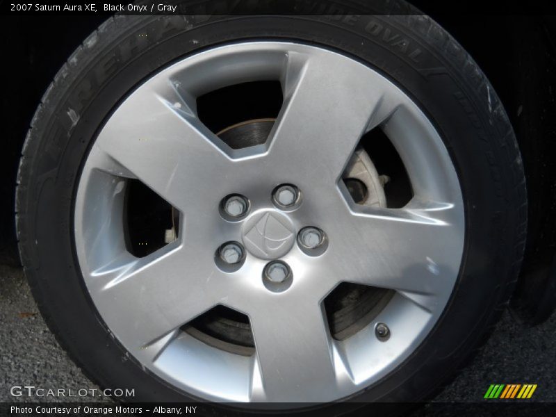 Black Onyx / Gray 2007 Saturn Aura XE