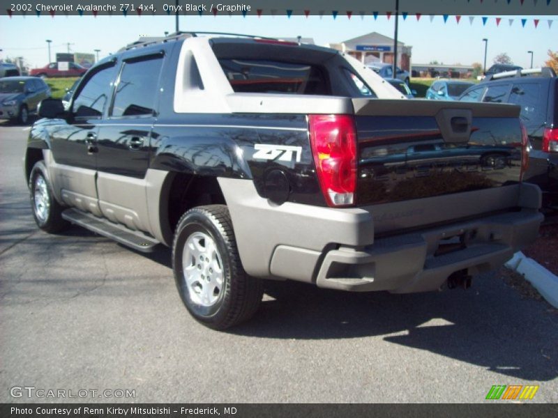 Onyx Black / Graphite 2002 Chevrolet Avalanche Z71 4x4
