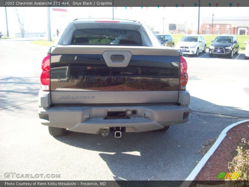 Onyx Black / Graphite 2002 Chevrolet Avalanche Z71 4x4